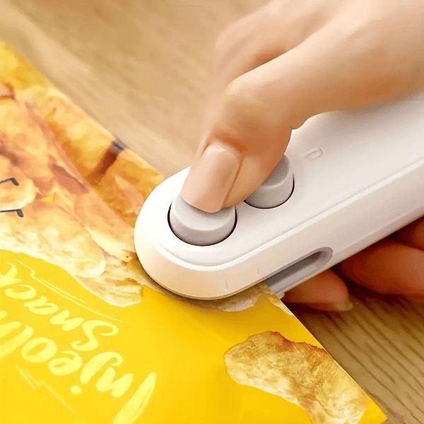 💥Small 2-in-1 Rechargeable Magnetic Snack Sealer Household Mini Sealing Machine